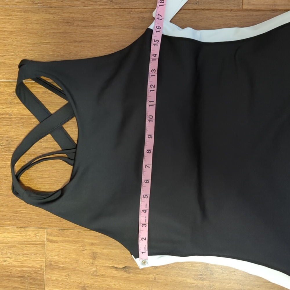 Nicole Miller Sport Black & White Athletic Dress With Shelf Bra - Picture 6 of 13
